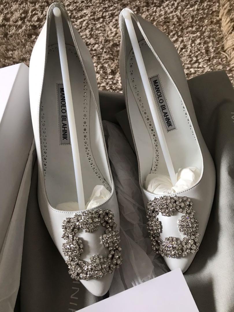 Manolo Blahnik Hangisi shoes calf skin in white crystal swarovski
