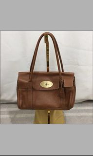 （分類：）位於 。 由 queenbcloset 提交（商品編號 1081882924，圖片 1）。簡介： 。