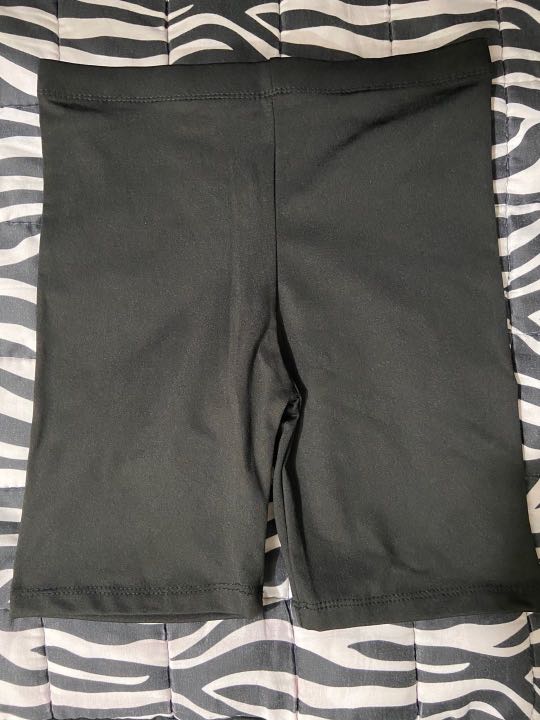 plain black biker shorts