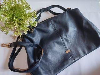 Preloved sling bag Rhisliza