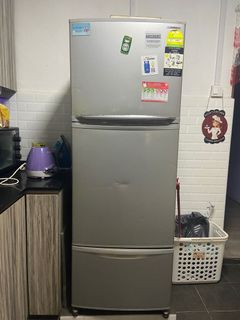 (Category: ) located in . Submitted by jaishree26 (Listing ID 1081883695, Image 1). Description: .