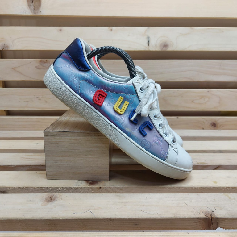 sepatu sneakers gucci unicorn Fesyen Wanita Sepatu di Carousell