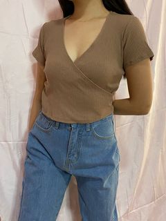 (Category: ) located in . Submitted by drshops (Listing ID 1081999415, Image 1). Description: .
