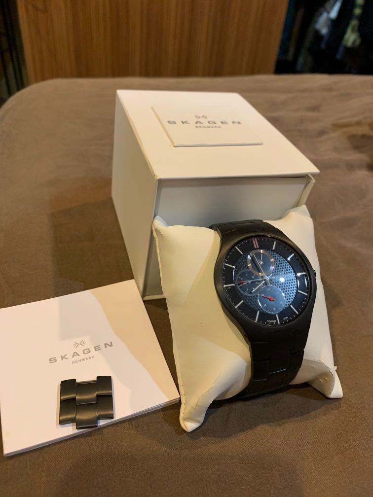 Skagen hot sale titanium slim