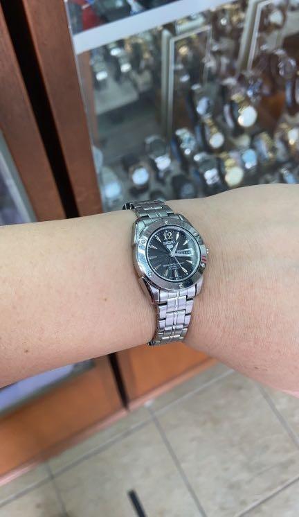 The Seiko SYMH79 (4207-02F0) Women's Automatic Watch , Luxury, Watches on  Carousell