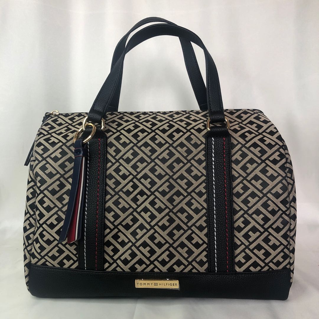 Tommy Hilfiger Doctor s Bag Women s Fashion Bags Wallets Shoulder Bags on Carousell