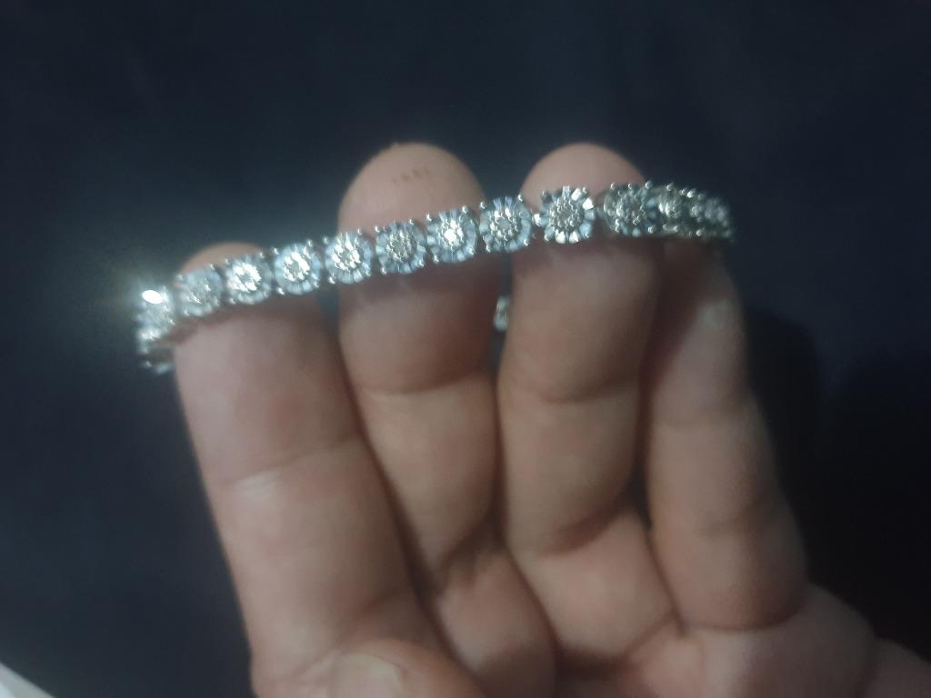 vermeil swiss diamond bracelet (Category: Bracelets) located in Manila. Submitted by chrinathalie (Listing ID 1081850076, Image 2). Description: Not pawnable .