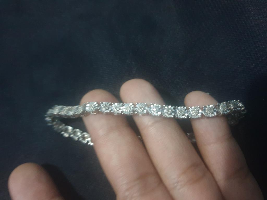 vermeil swiss diamond bracelet (Category: Bracelets) located in Manila. Submitted by chrinathalie (Listing ID 1081850076, Image 3). Description: Not pawnable .
