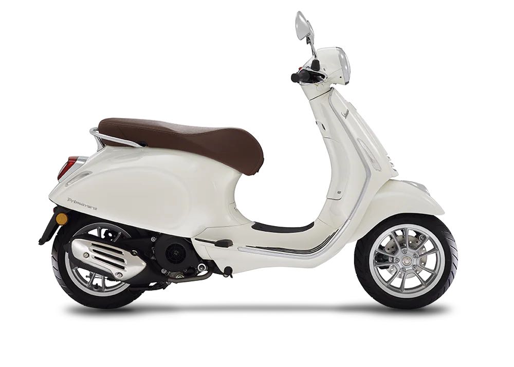 Vespa Primavera 150 Brand New White Innocenza, Motorbikes, Motorbikes