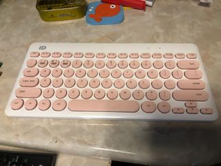 （分類：）位於 。 由 marina101 提交（商品編號 1081956614，圖片 1）。簡介： 。