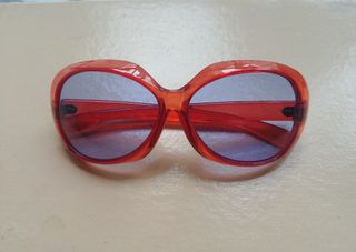 （分類：）位於 。 由 vanity.fair 提交（商品編號 1082006262，圖片 1）。簡介： 。