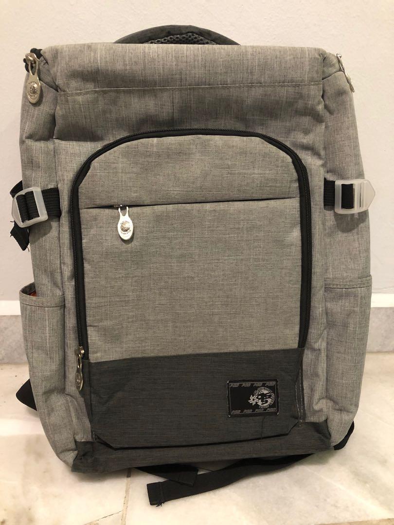 Zigzag school bag