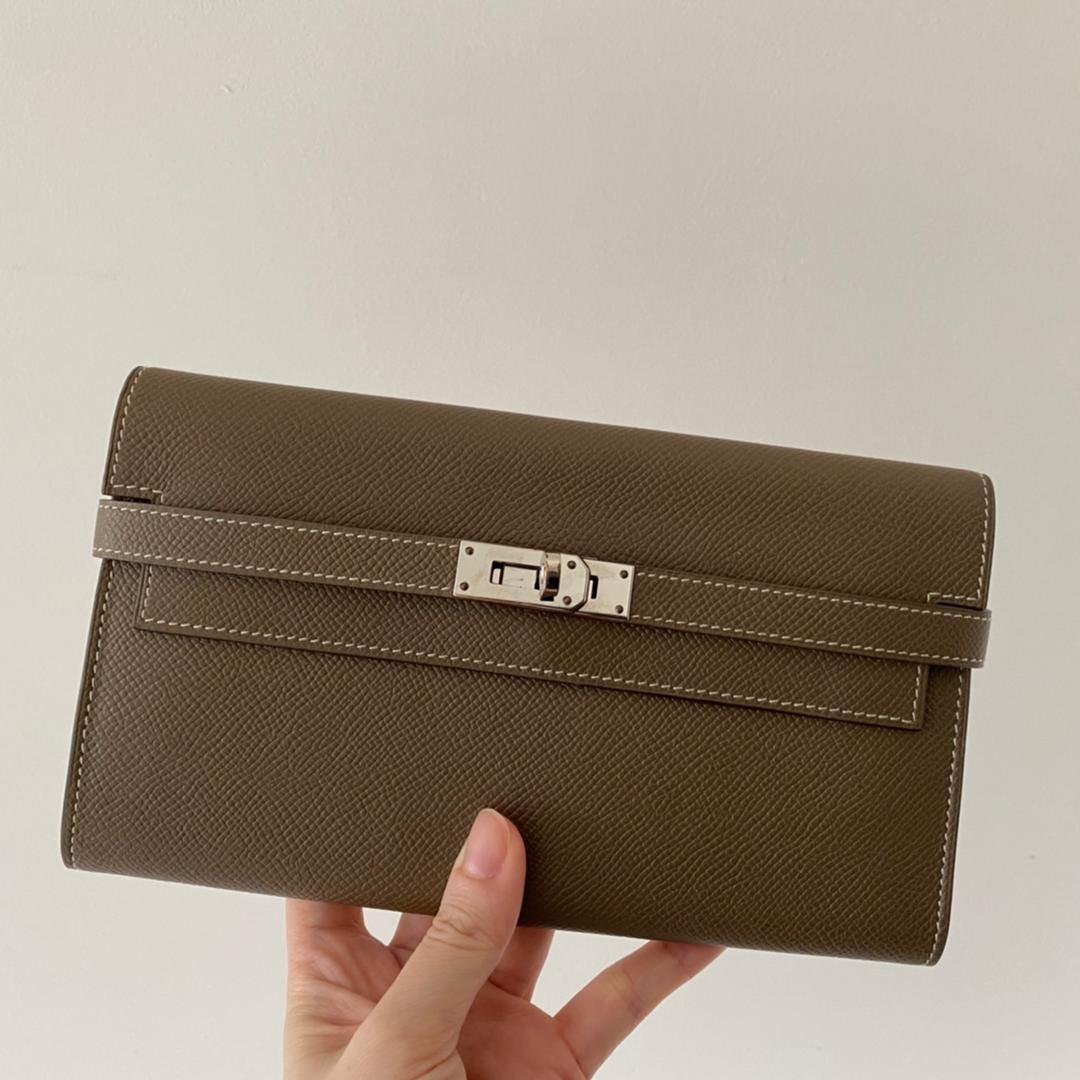 Kelly best sale wallet etoupe