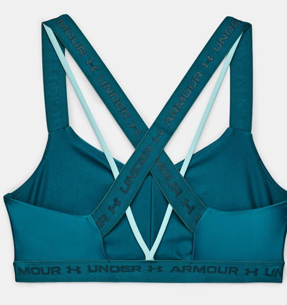 Under Armour Womens Crossback Matte Shiny Sports Bra Black 8 (XS) :  : Fashion