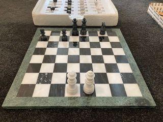 Chess set : marble 40.5cm x 40.5xcm