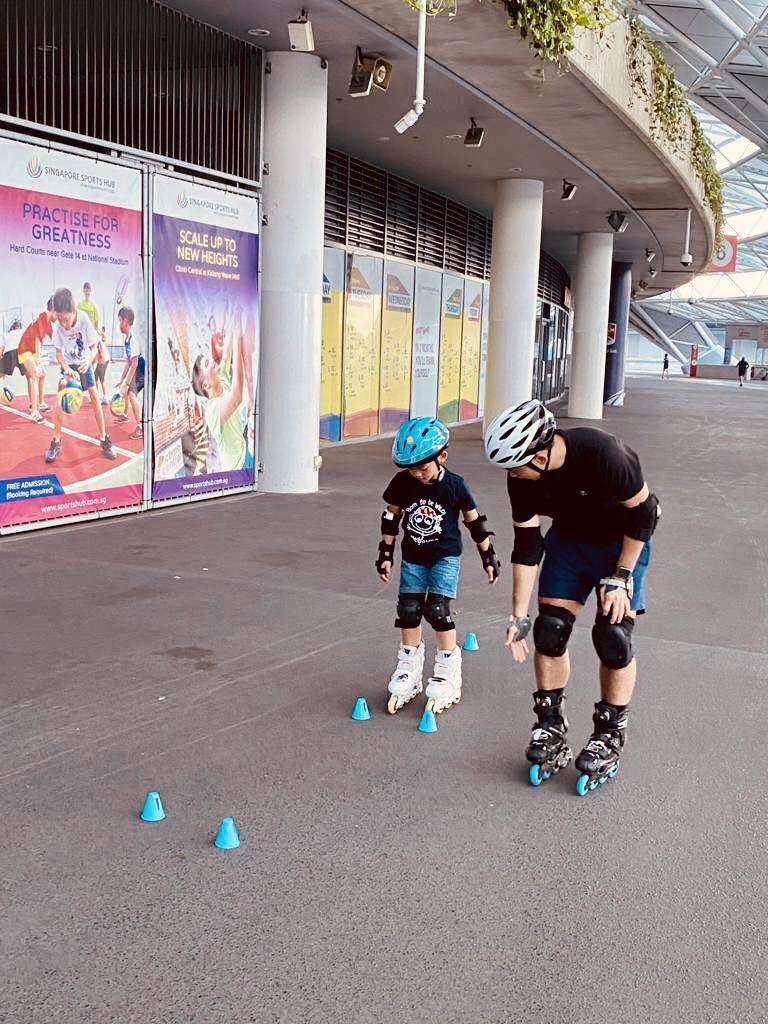 Inline Skating Lesson , Sports Equipment, Sports & Games, Skates