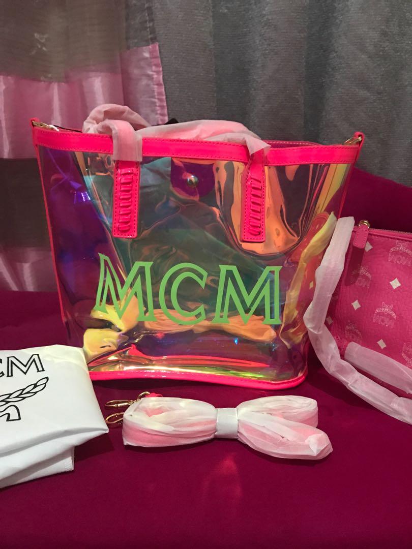 Mcm 2025 hologram bag