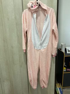 (Category: ) located in . Submitted by fancew (Listing ID 1082119164, Image 1). Description: .