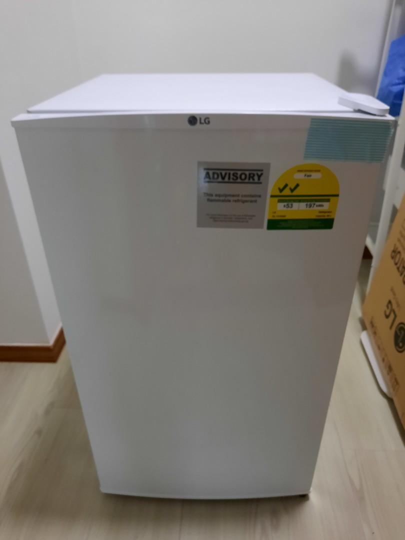 Bar Fridge 90l Lg Gl131sqw Tv Home Appliances Kitchen Appliances Refrigerators Freezers On Carousell