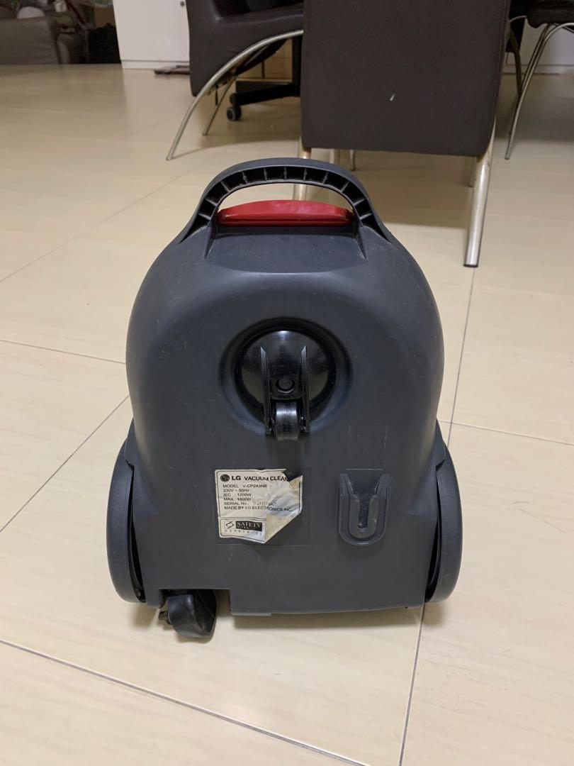 LG Vacuum Cleaner 1400W, TV & Home Appliances, Vacuum Cleaner