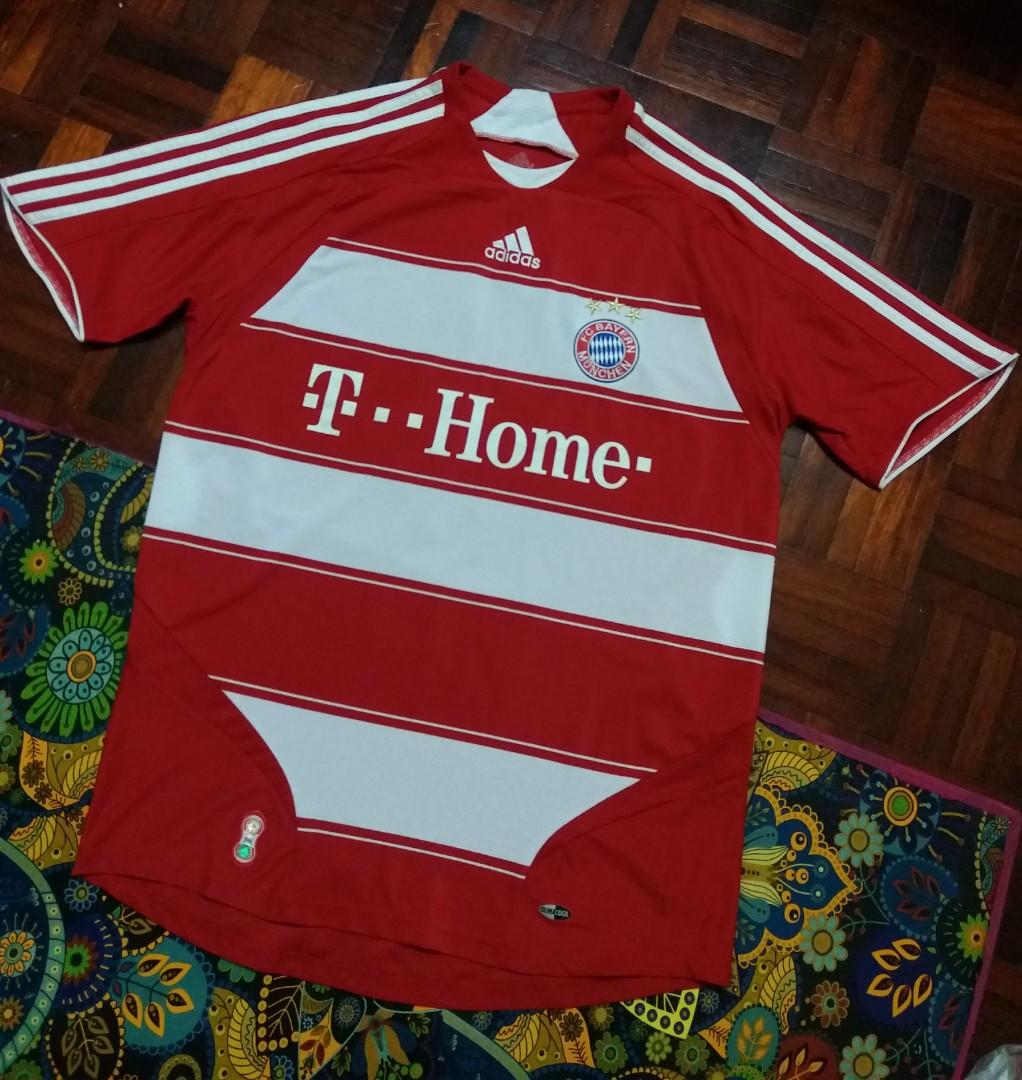 Luca toni hotsell bayern munich jersey