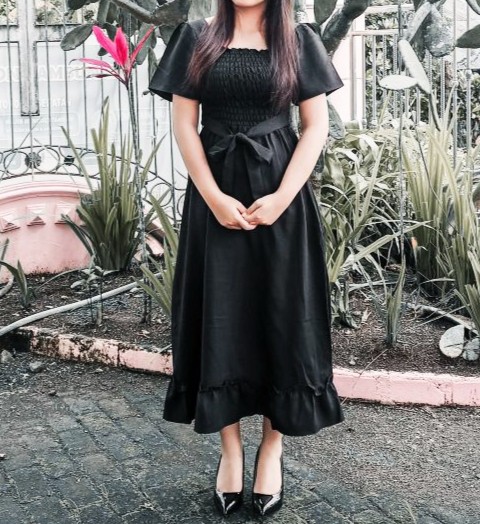 long dress hitam Elegant black princess dress for party