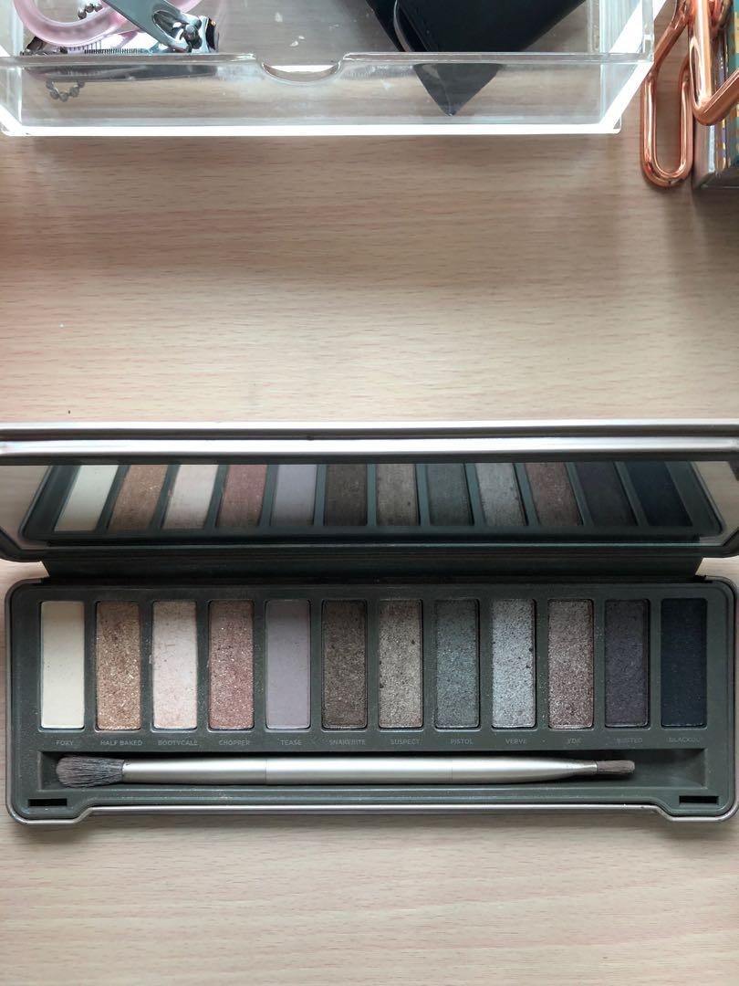 Naked 2 Palette, Beauty & Personal Care, Face, Makeup on Carousell