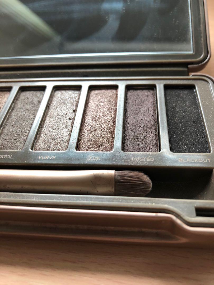 Naked 2 Palette, Beauty & Personal Care, Face, Makeup on Carousell