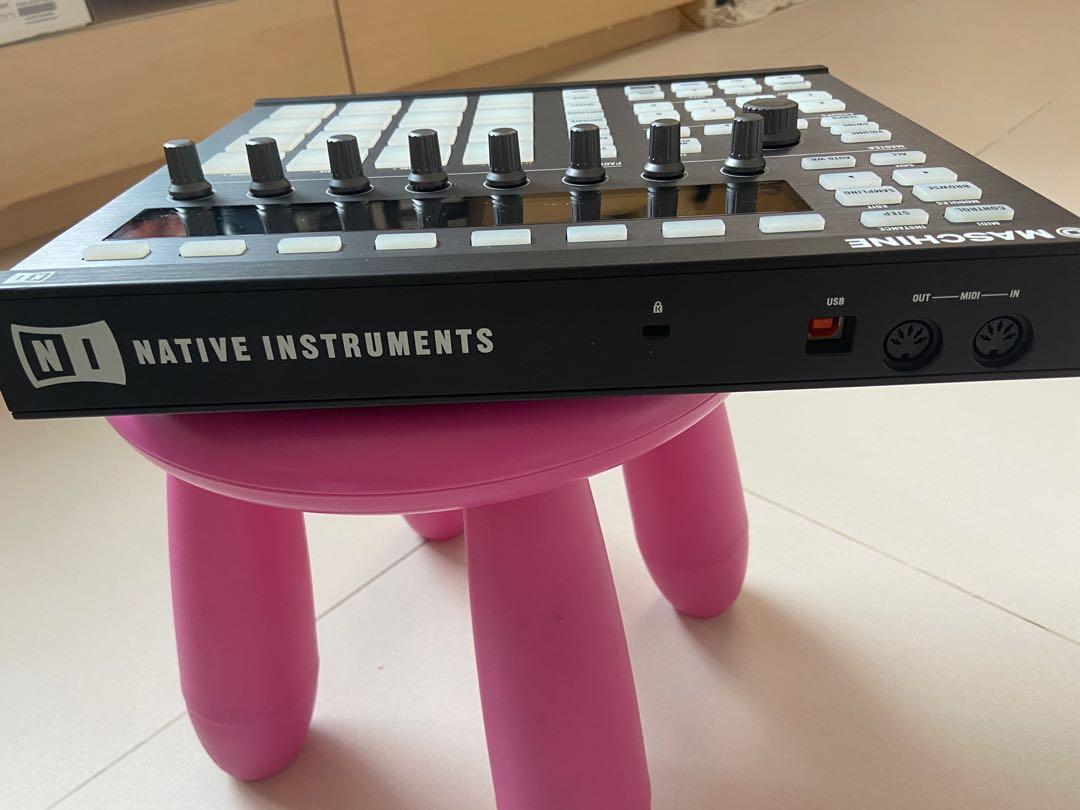 NATIVE INSTRUMENTS MASCHINE MK2, 興趣及遊戲, 音樂樂器 & 配件, 樂器配件 Carousell