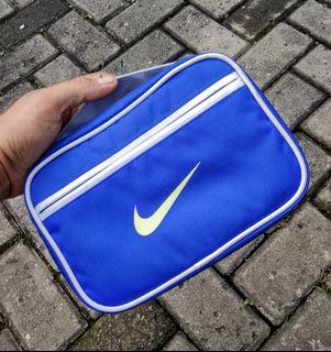 NIKE Toiletry Bag Pouch Handbag AUTHENTIC Sporty Fashion Travelling