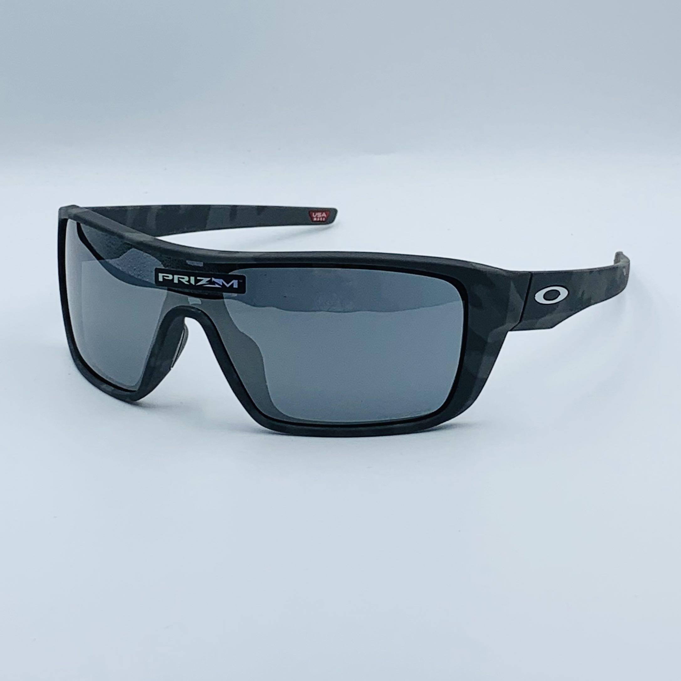 Oakley men's sale straight back sunglasses
