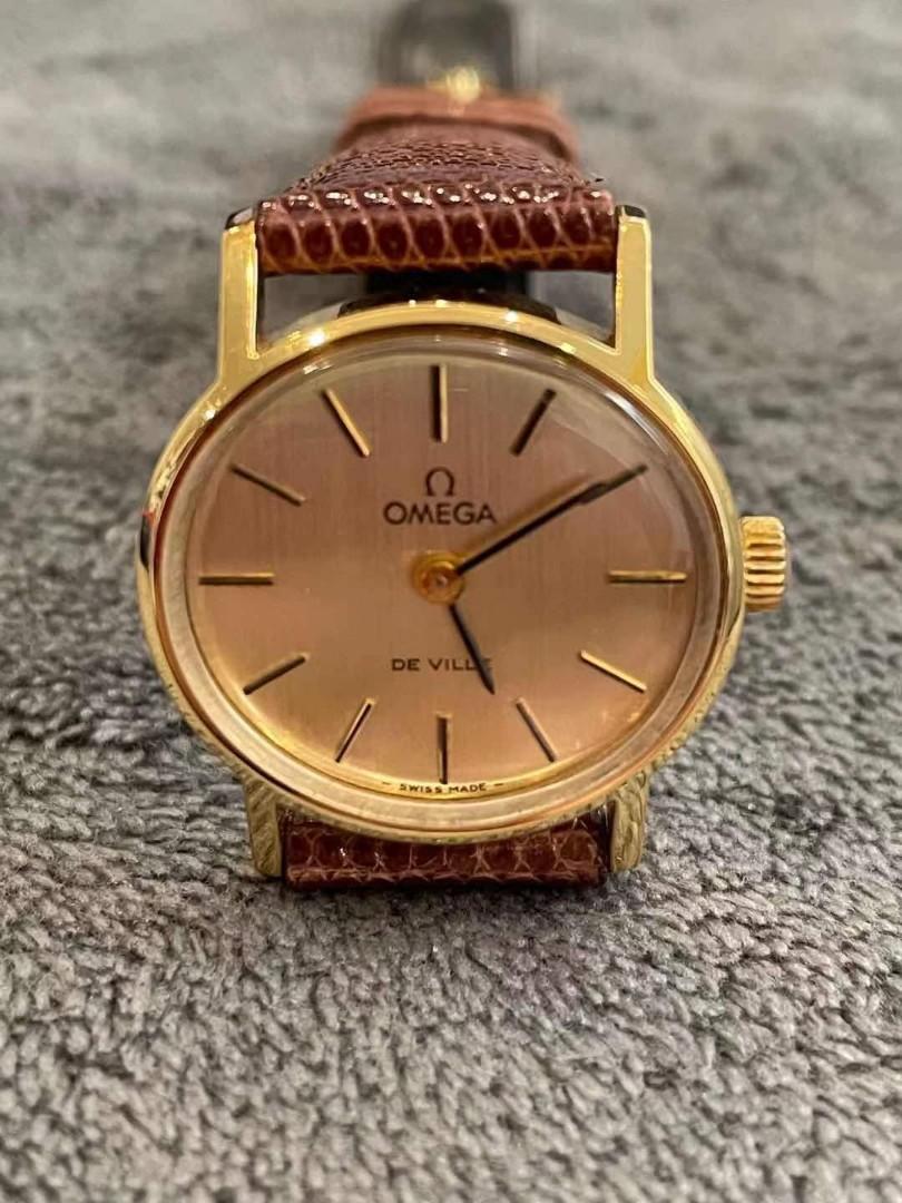 Omega 2025 oval watch