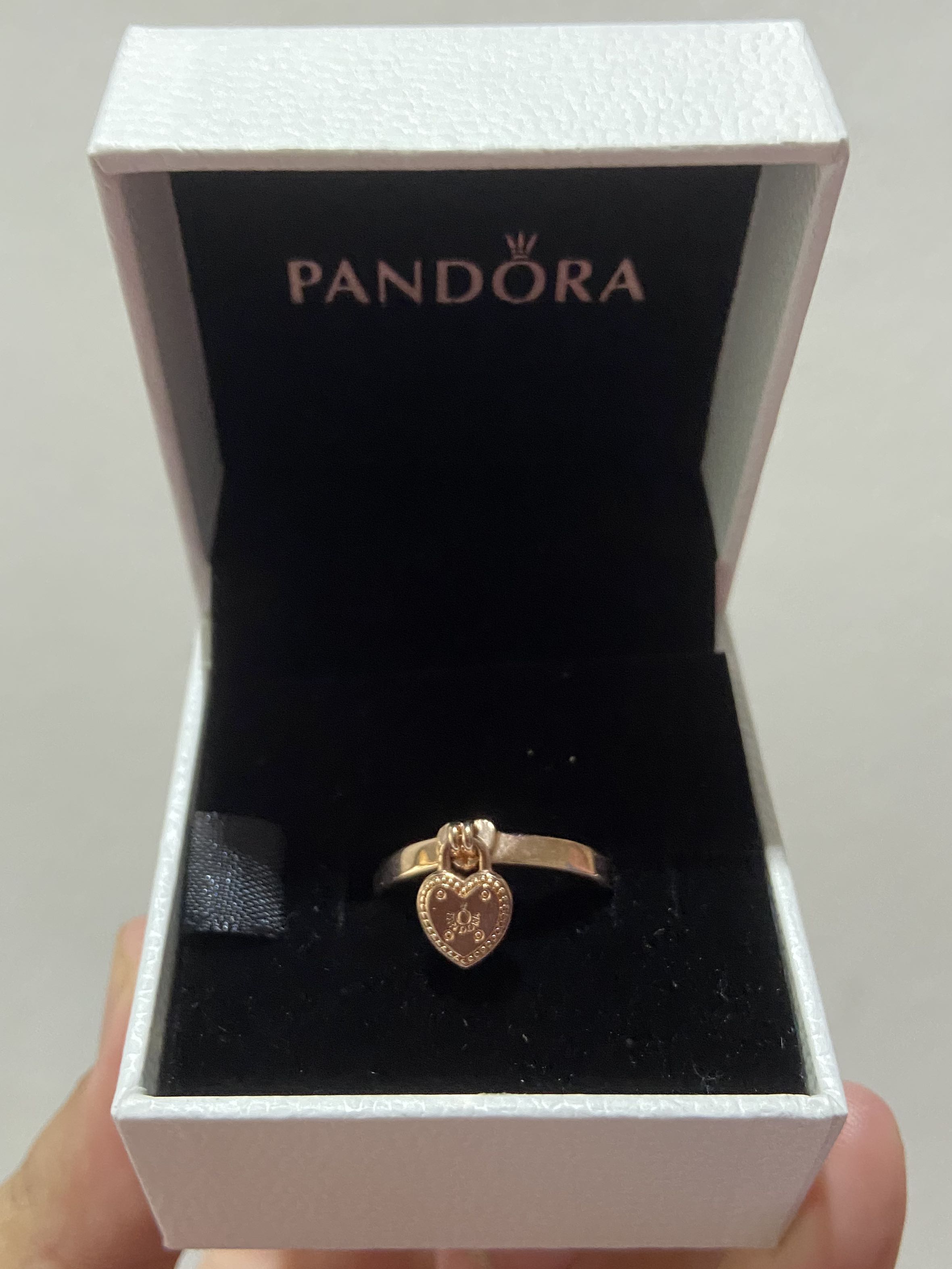 Pandora Heart Shaped Padlock Ring UsePosLaju