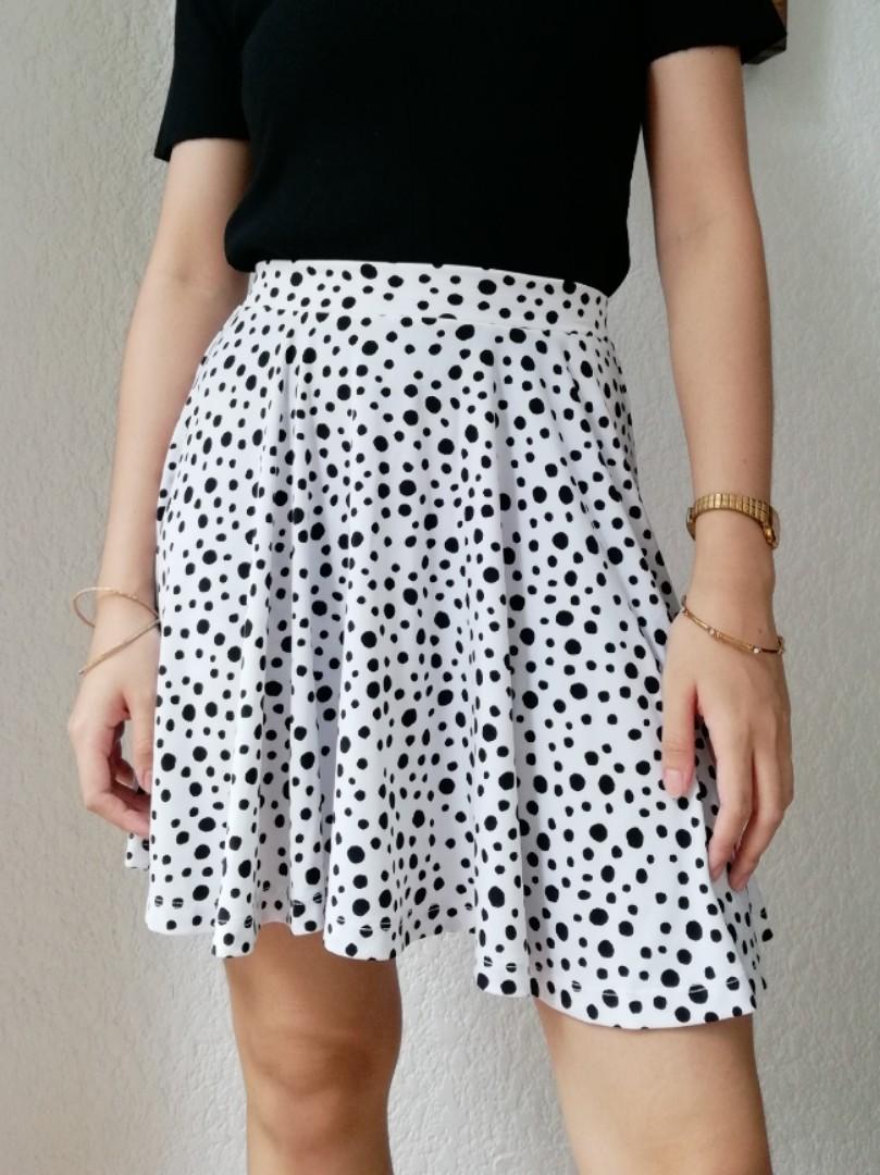 flowy dot skirt