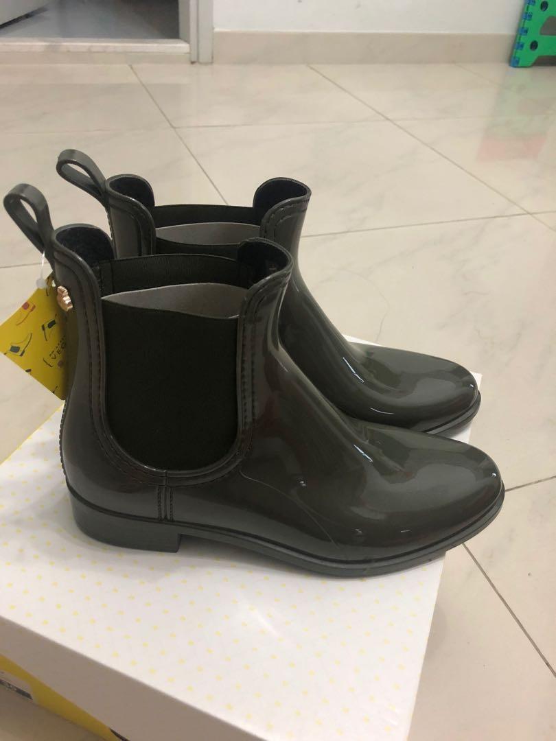 lemon jelly rain boots