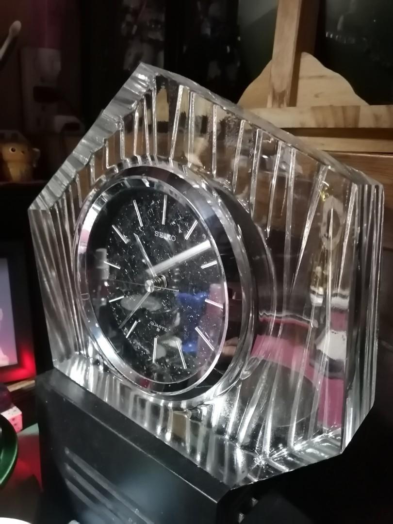 Seiko Crystal clock, Hobbies & Toys, Memorabilia & Collectibles