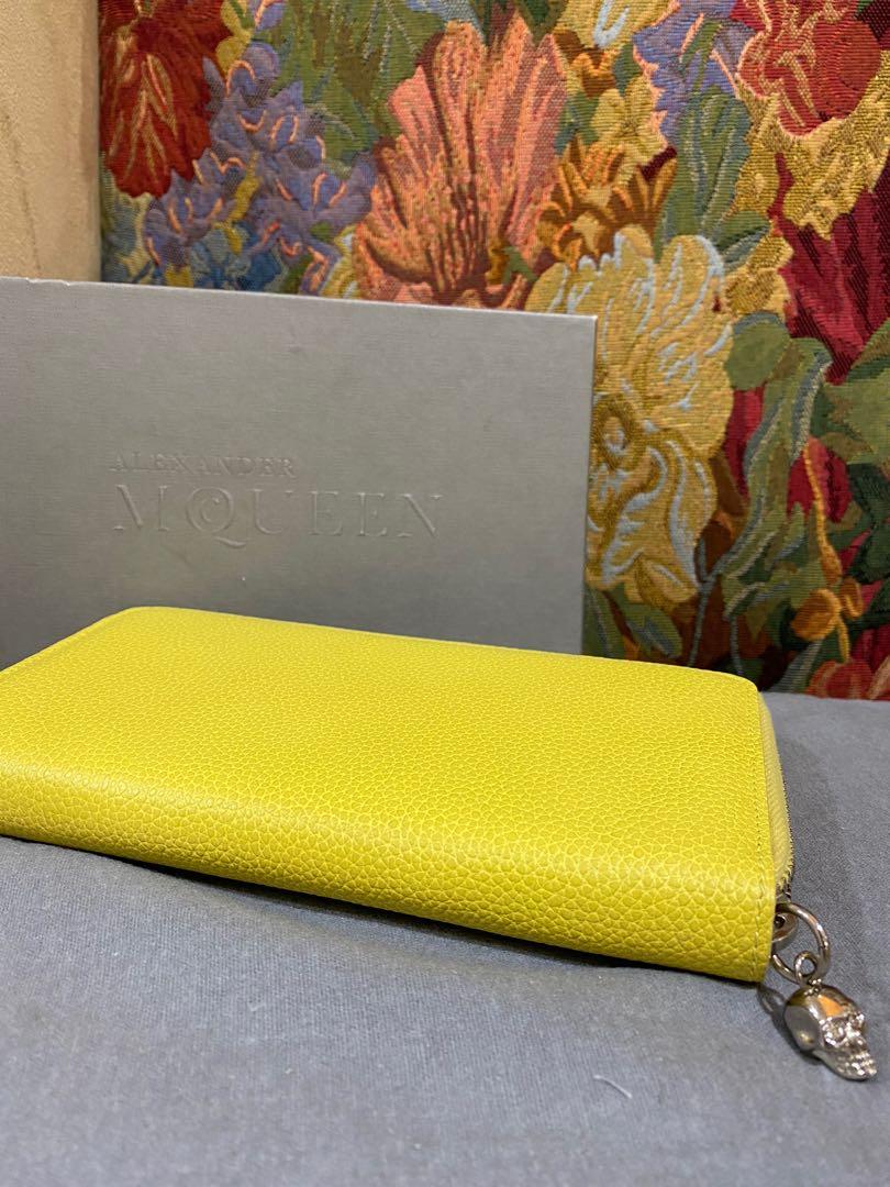 SUPER SALE!!! Alexander McQueen wallet (Category: Luxury Bags & Wallets) located in Quezon City. Submitted by authinthecity (Listing ID 1082202660, Image 2). Description: Brand new Never used Bought for Php 25K Condition: some stains due to storage 📌Price negotiable for sure buyer ☺️ .