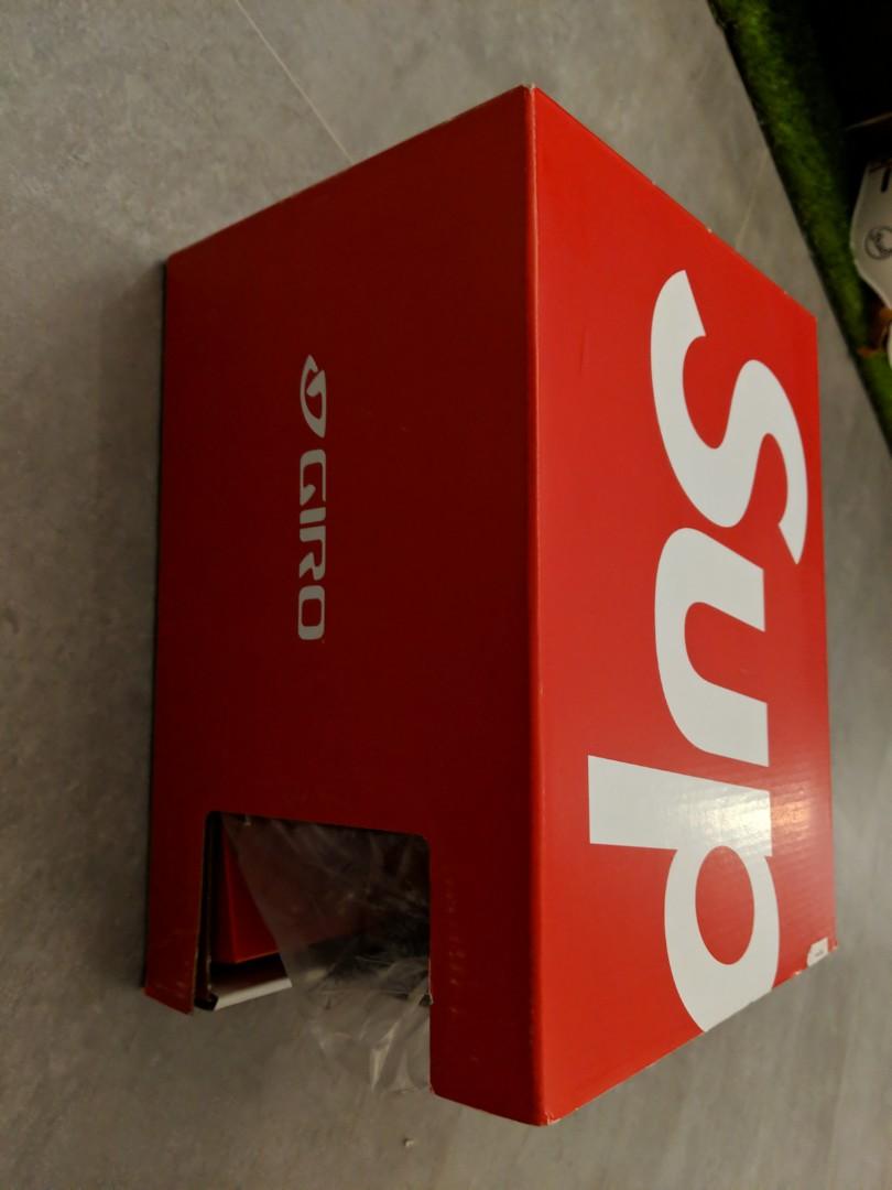 Supreme sales x giro