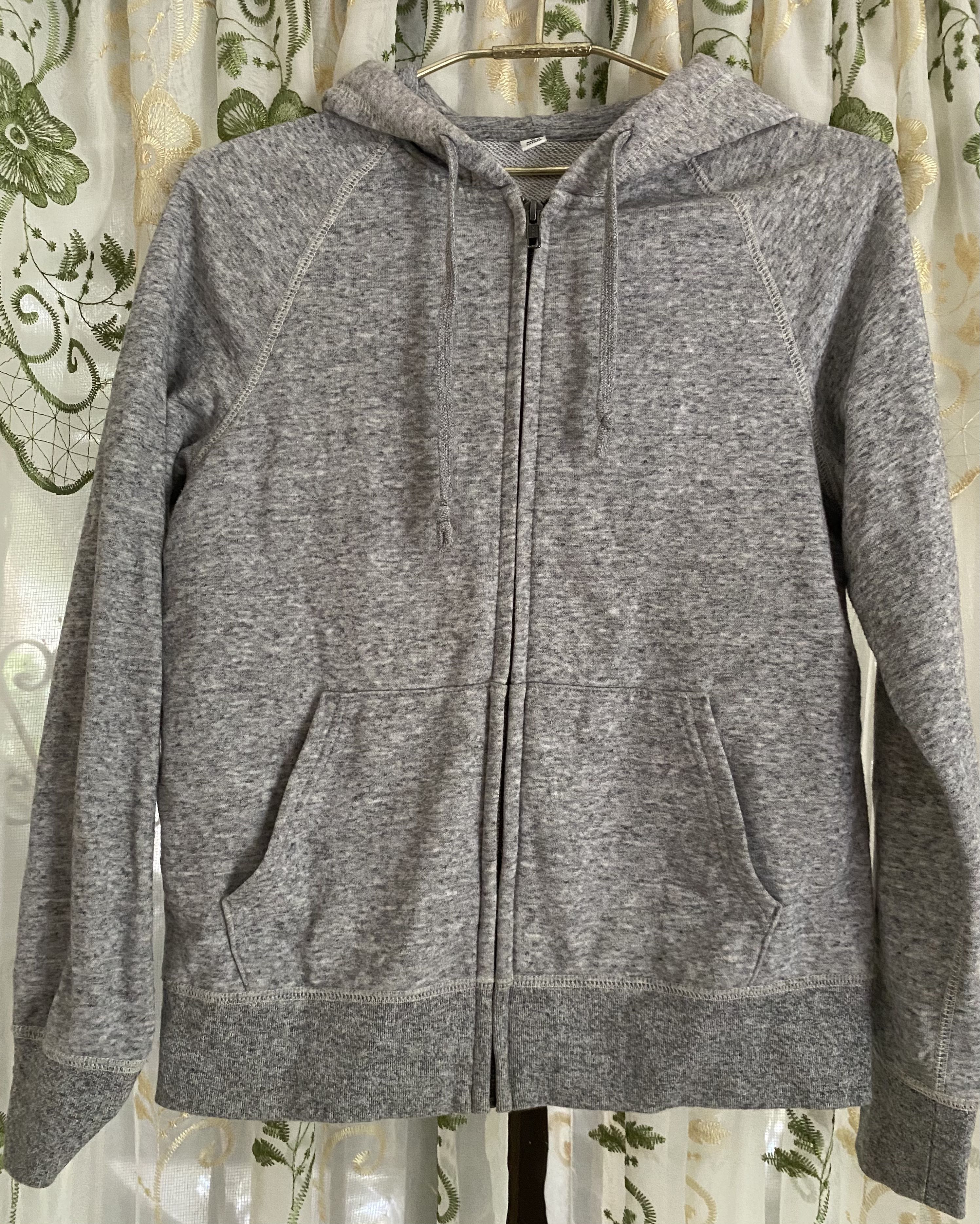 Uniqlo gray jacket hot sale
