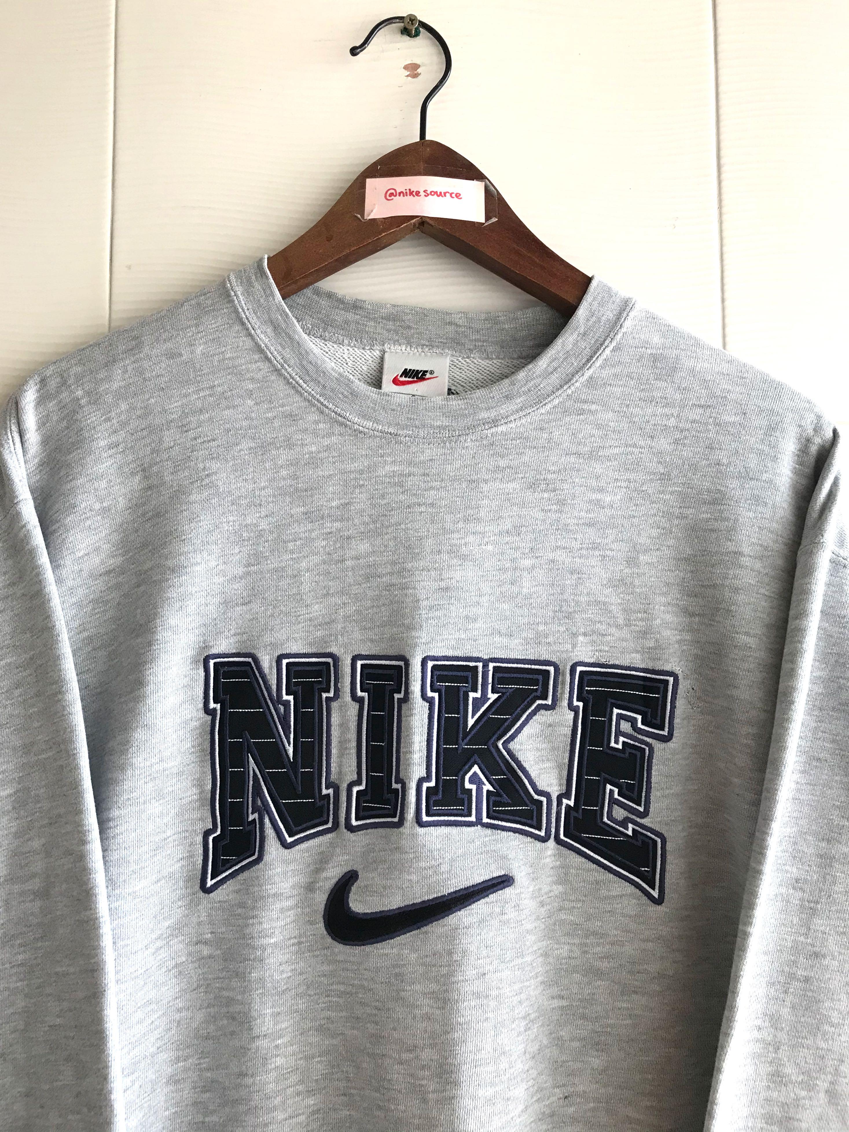 vintage nike spellout sweatshirt