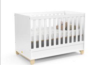 zuppy convertable crib white from Brazil