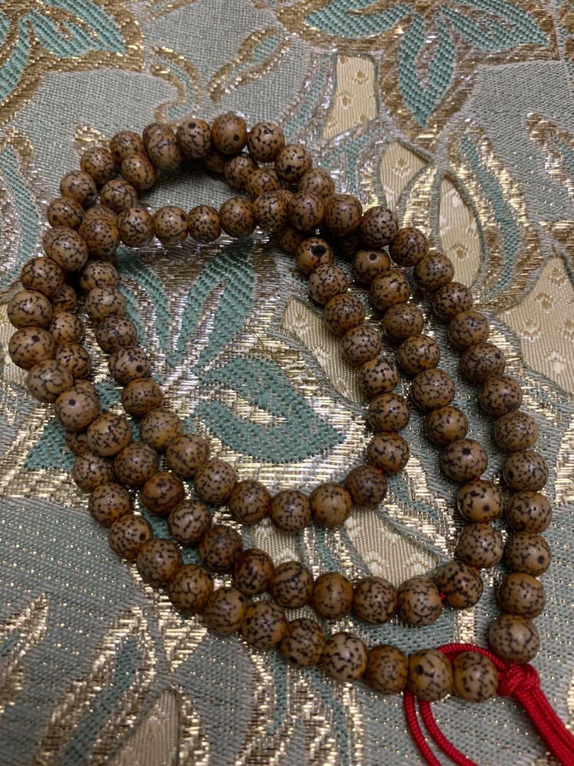 西藏老星月菩提108念珠佛珠8+奶油小开裂Tibetan Star-Moon Bodhi Seed Mala Rosary 8+mm, Butter  Cracked, Old