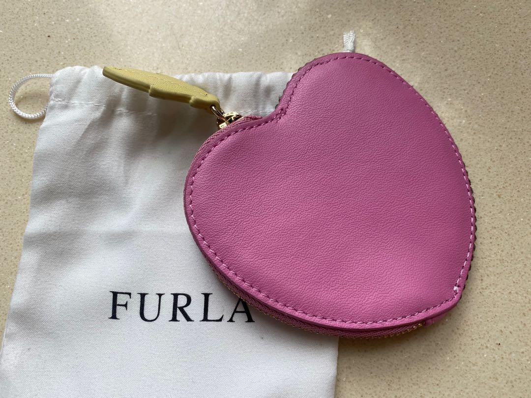 全新 Furla strawberry coin purse, 名牌, 手袋及銀包 Carousell