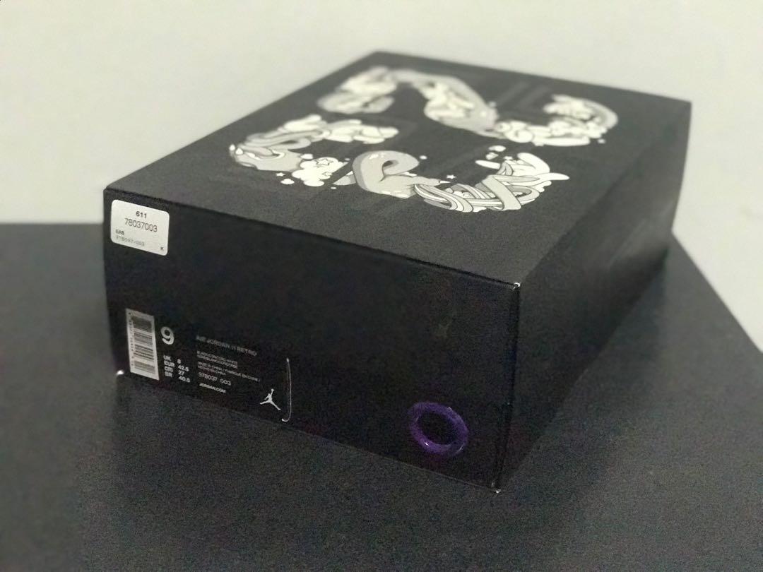Jordan 11 hotsell space jam box