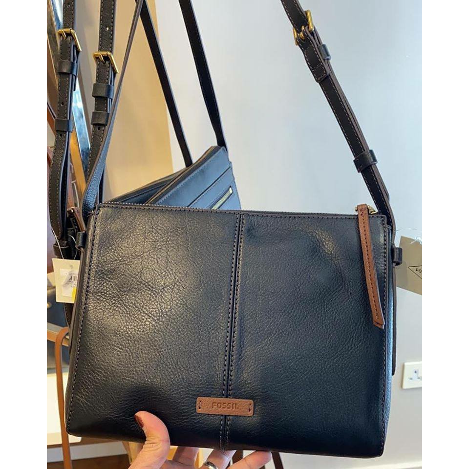 Fossil felicity deals crossbody review