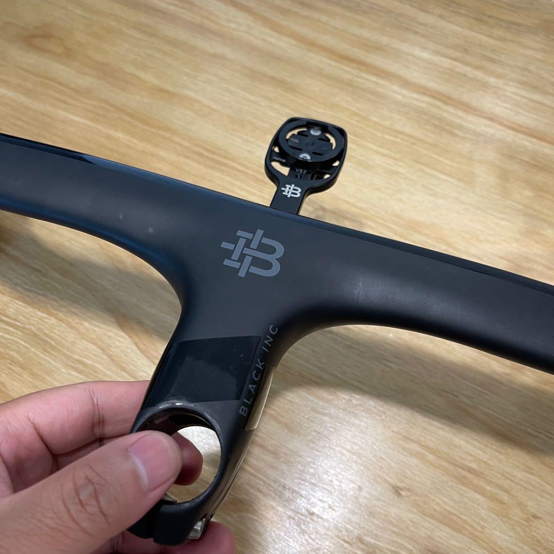 Black inc handlebar integrated on sale