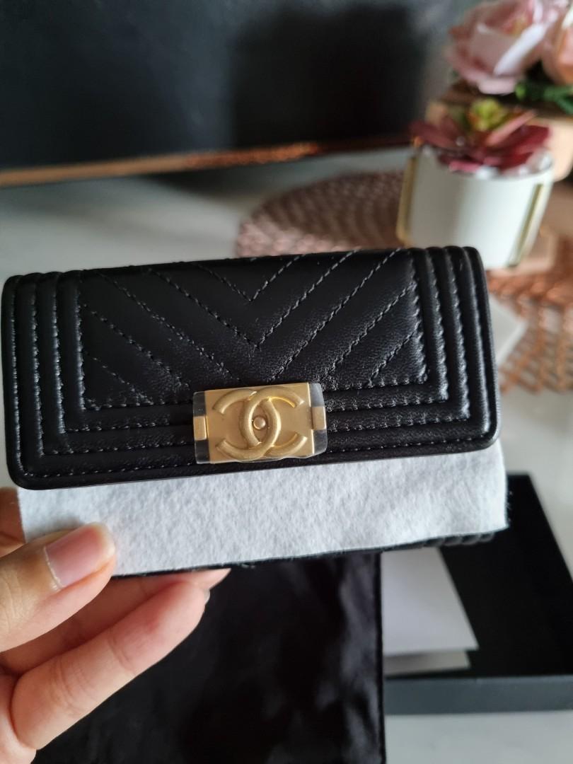 Boy chanel flap sales card holder price