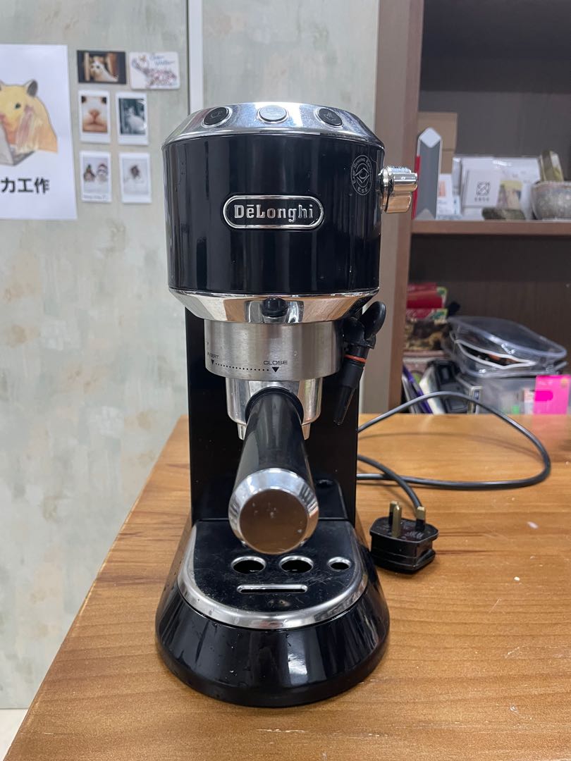 Delonghi 半自動咖啡機 EC 680 八成新, 家庭電器, 廚房電器, 咖啡機及咖啡壺 Carousell