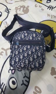 （分類：）位於 。 由 willwillwill18 提交（商品編號 1082394154，圖片 1）。簡介： 。