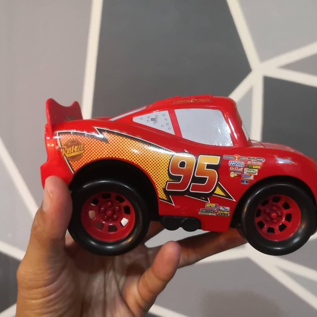 Disney/Pixar Cars Funny Talkers Lightning McQueen, Hobbies & Toys, Toys
